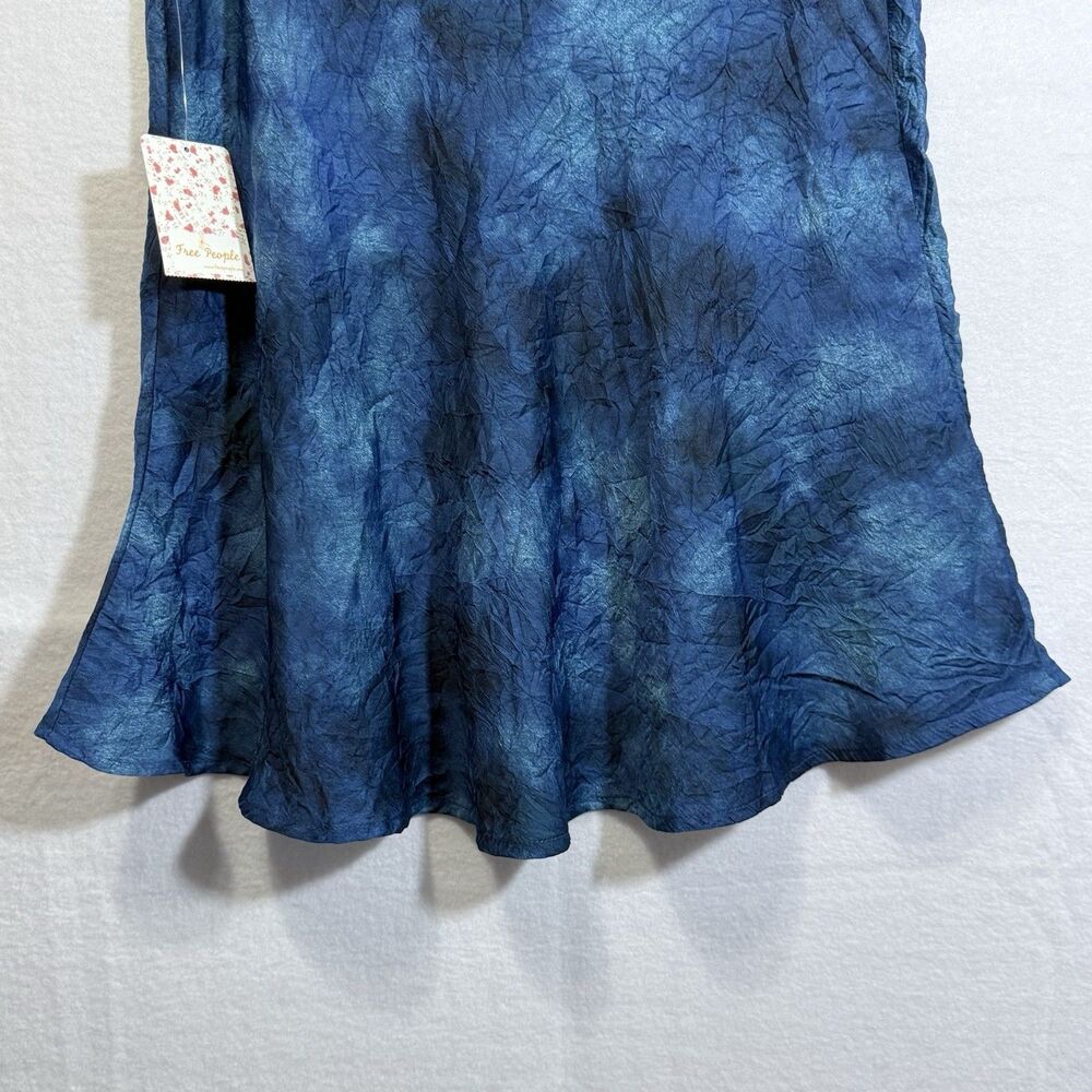 NEW Free People Martine Flirt Tie Dye Mini Skirt Blue Side Zip Slit Size 8 Boho - Picture 6 of 11